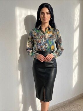 ZARA | FLORAL PAISLEY BUTTON DOWN SHIRT